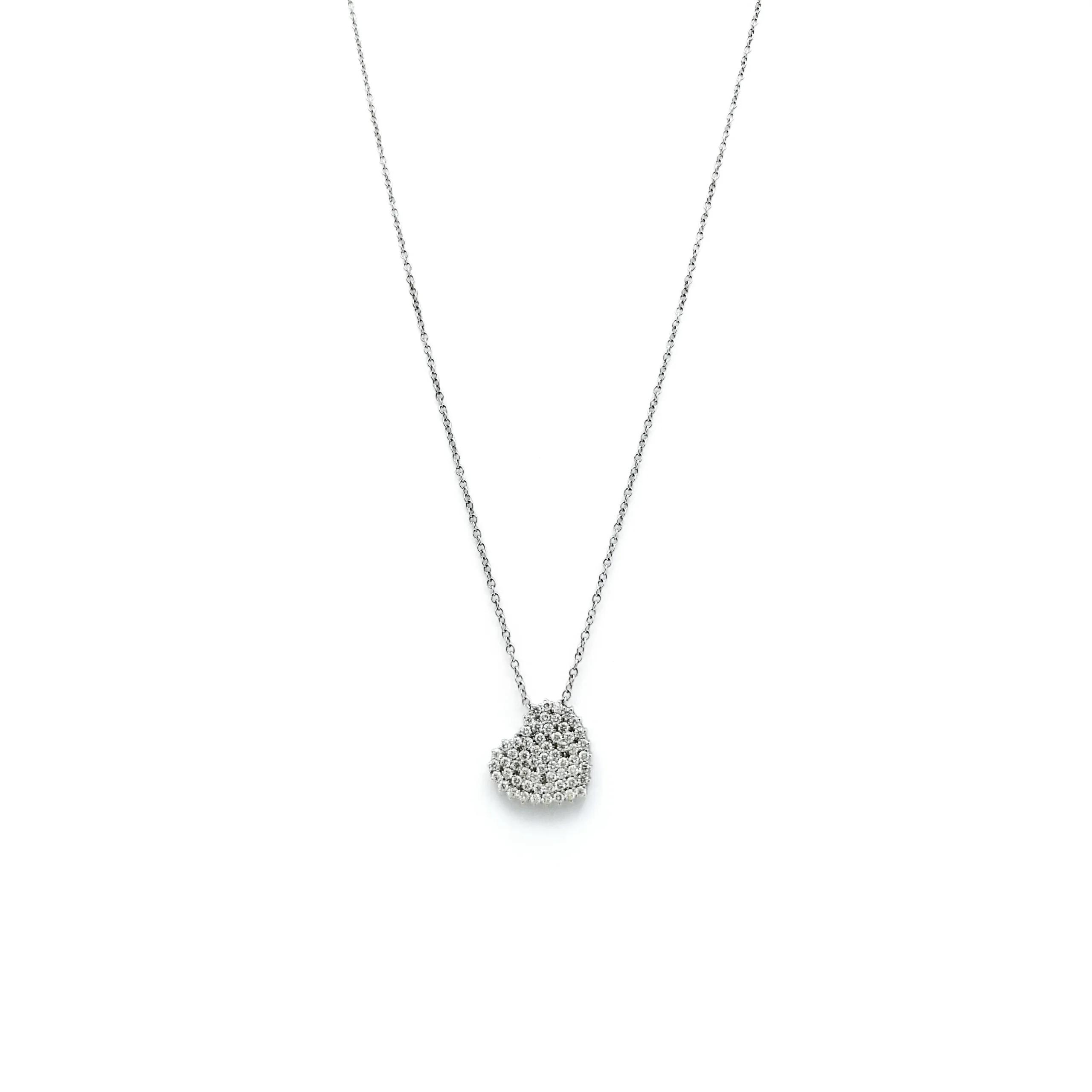 Collana in oro bianco con ciondolo a cuore con pavè di brillanti